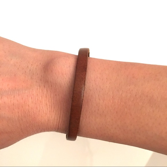 Jewelry - BROWN LEATHER BRACELET NWOT
